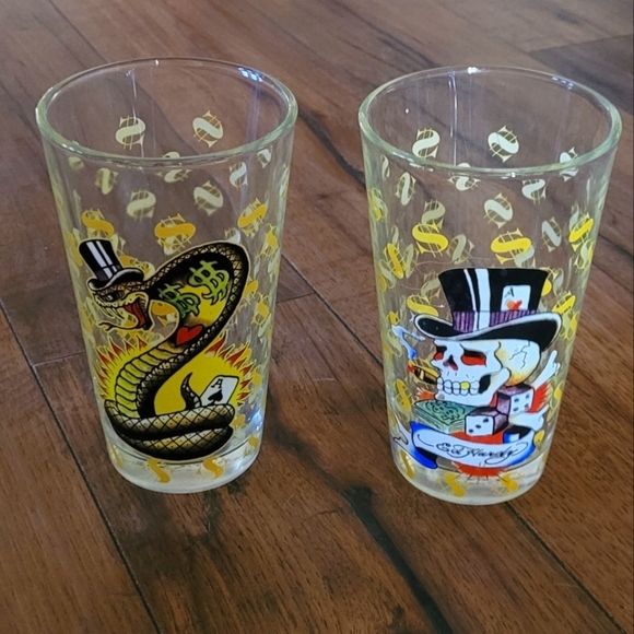 Vintage - 90's Ed Hardy Pint Glasses Set of 2 - Picture 1 of 5
